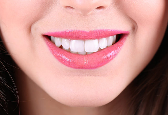 Teeth Flossing - How Often You Should Floss Your Teeth?