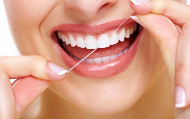 Teeth Flossing - How Often You Should Floss Your Teeth?